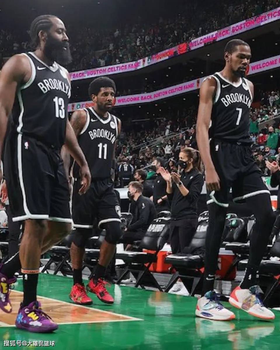 NBA季后赛赛程吃紧;布鲁克林篮网冲刺阶段单刀错失;引发热议;团队化学反应显著的简单介绍 NBA季后赛赛程吃紧;布鲁克林篮网冲刺阶段单刀错失;引发热议;团队化学反应显著的简单介绍